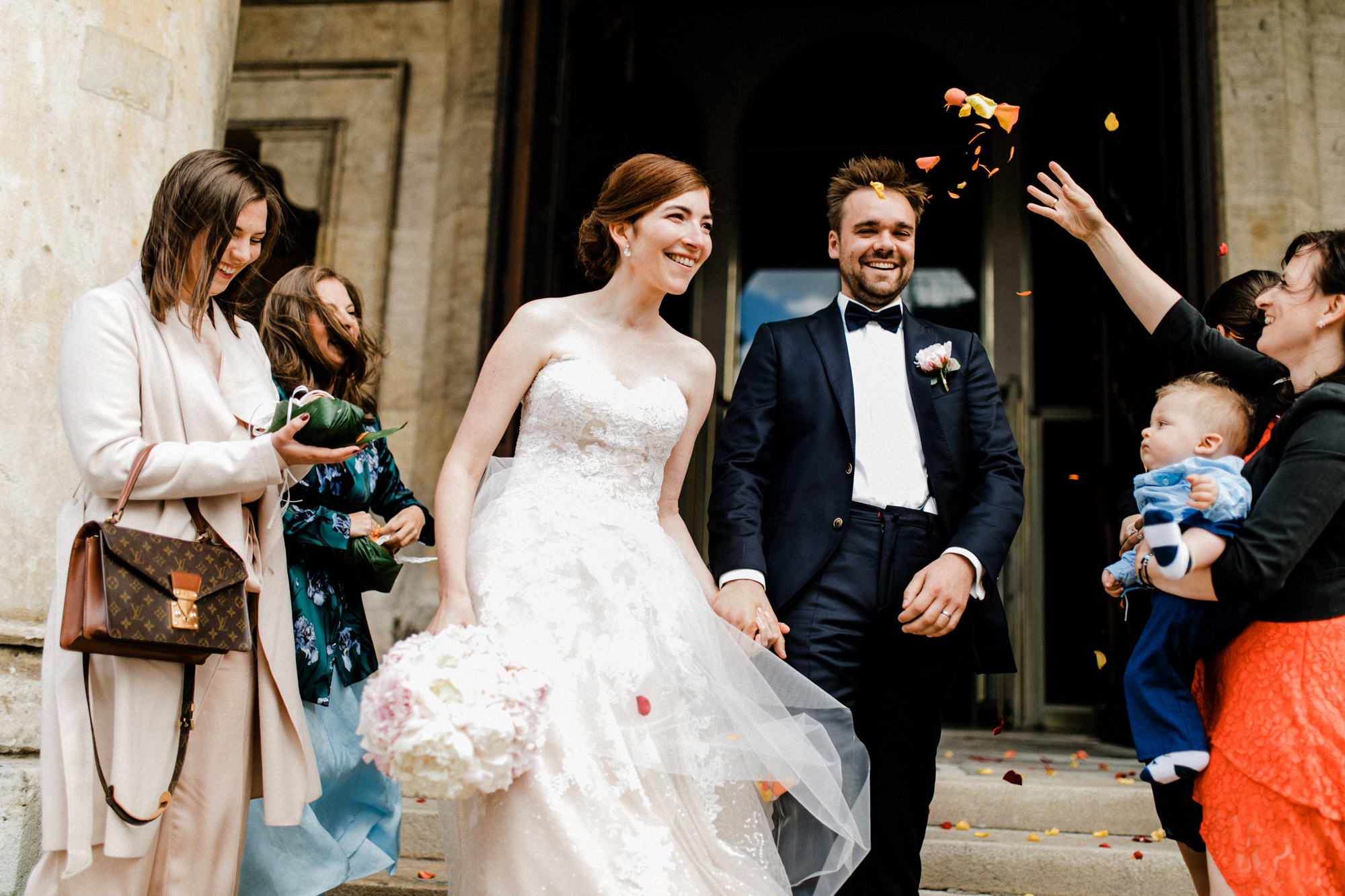 urbane Hochzeit in der Alten Gärtnerei Taufkirchen – Laura & Philipp –  Nicole Grüll – Fotografie I Hochzeitsfotograf Regensburg, München, Straubing